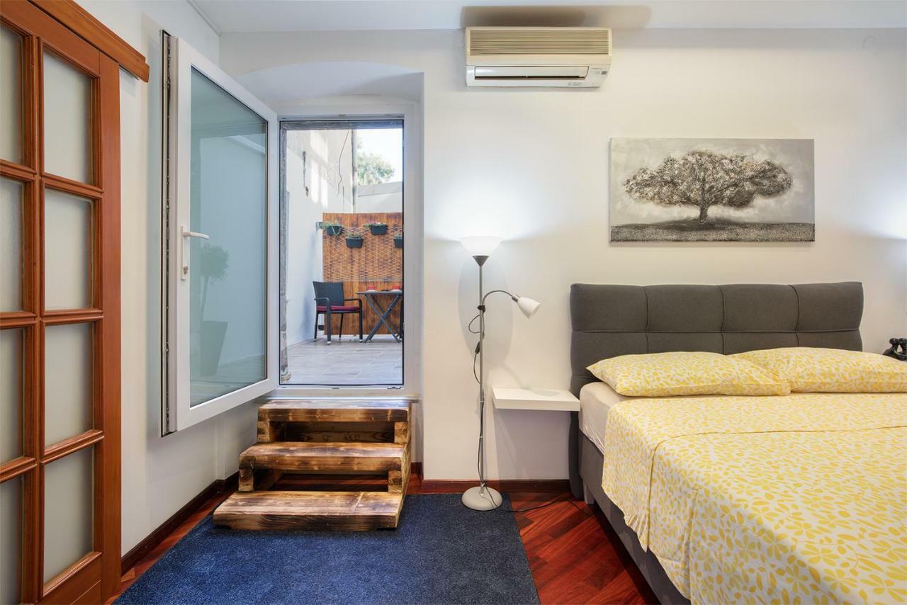Apartment Ulysses Pula Exterior photo